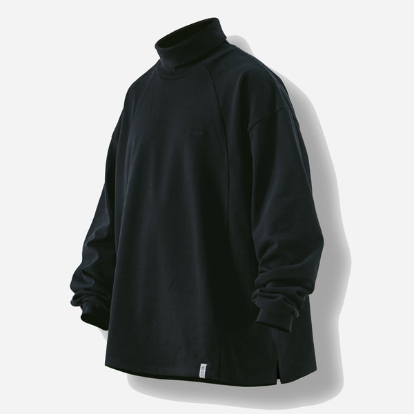 OVAL INCISION TURTLE NECK LONG SLEEVE - BLACK