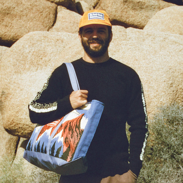 TRUCKIN' MESH CAP - BANANA