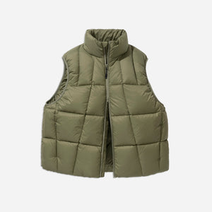 Uniform Bridge - AE UTILITY DUCK DOWN VEST - OLIVE -  - Main Front View