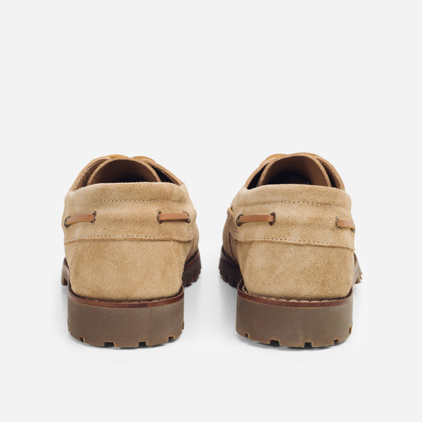 MARBLEHEAD LUG BOAT SHOE - SAND SUEDE