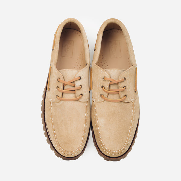 MARBLEHEAD LUG BOAT SHOE - SAND SUEDE