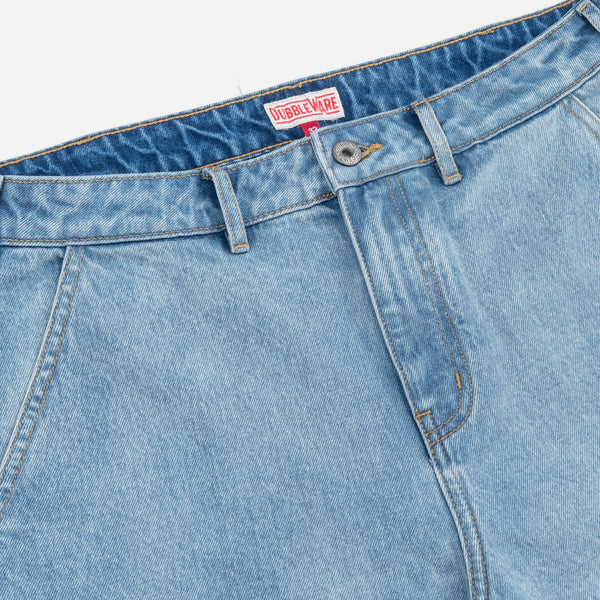 PATCH POCKET DENIM SHORT - BLEACHED BLUE