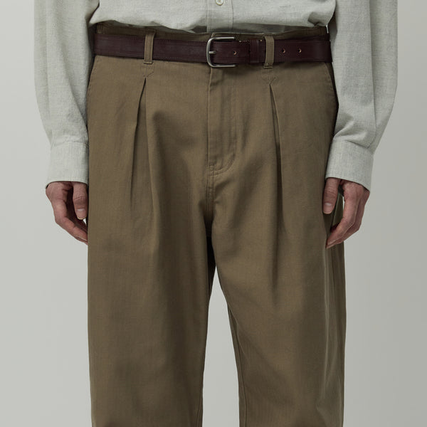 BOX PLEATS PANTS - HUMUS SAND