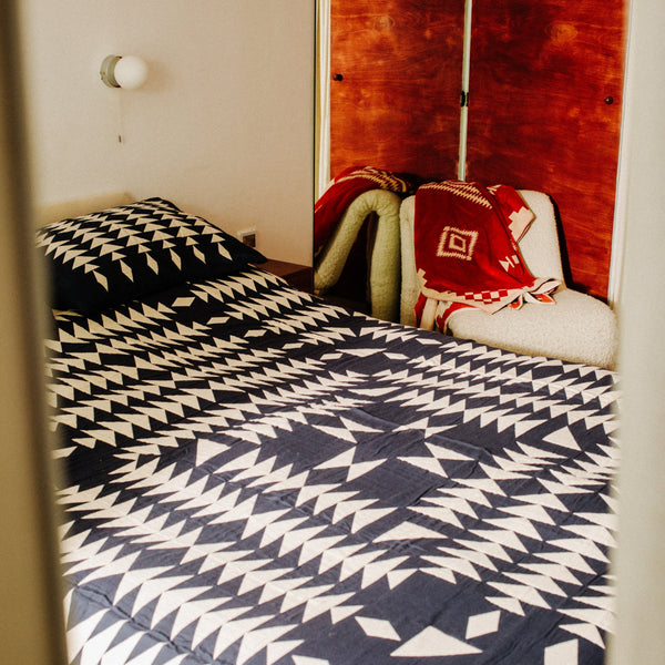 Pendleton Jacquard Beach Towel - Los Ojos Coral