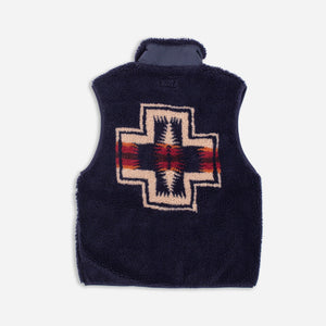 Pendleton - BOA SHERPA FLEECE VEST - NAVY HARDING -  - Alternative View 1