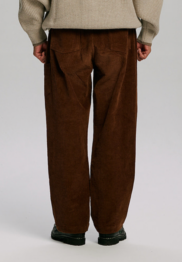 CORDUROY WIDE ONE TUCK PANTS - BROWN