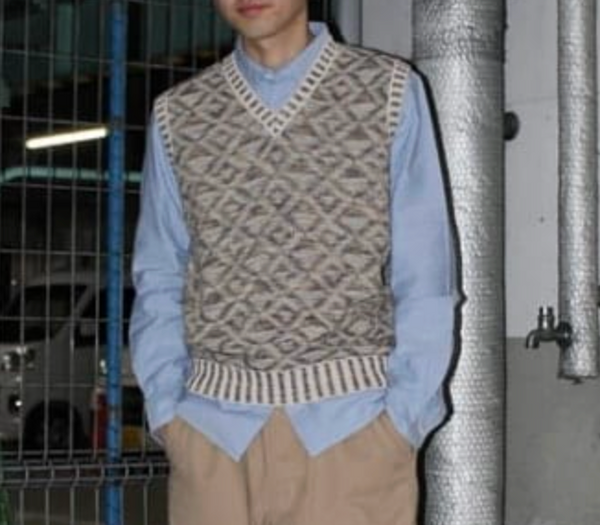 KASURI INDIGO DYED JACQUARD VEST - NAVY