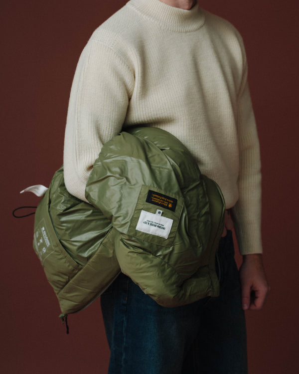 AE UTILITY DUCK DOWN VEST - OLIVE