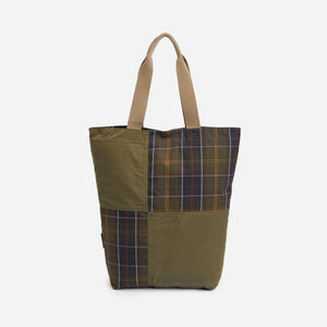 Barbour - TRANSPORT PATCHWORK TOTE BAG - MULTI -  - Alternative View 1