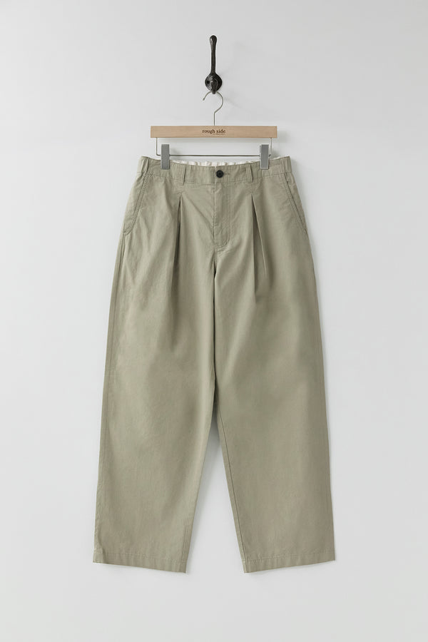 BOX PLEATS PANTS - HUMUS SAND
