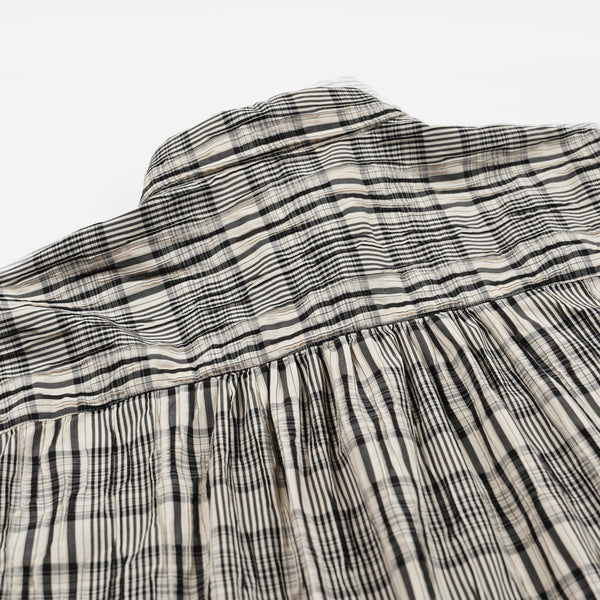 GATHERED SEERSUCKER CHECK SHIRT - BLACK