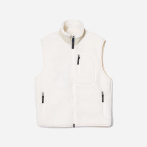 Pendleton - SHERPA BOA FLEECE VEST - IVORY -  - Main Front View