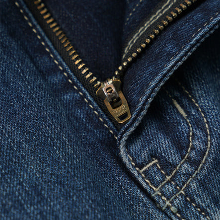 LYOCELL BELTED DENIM SHORTS - MID BLUE