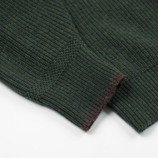 PATCH ROUND PULLOVER KNIT - FOREST GREEN