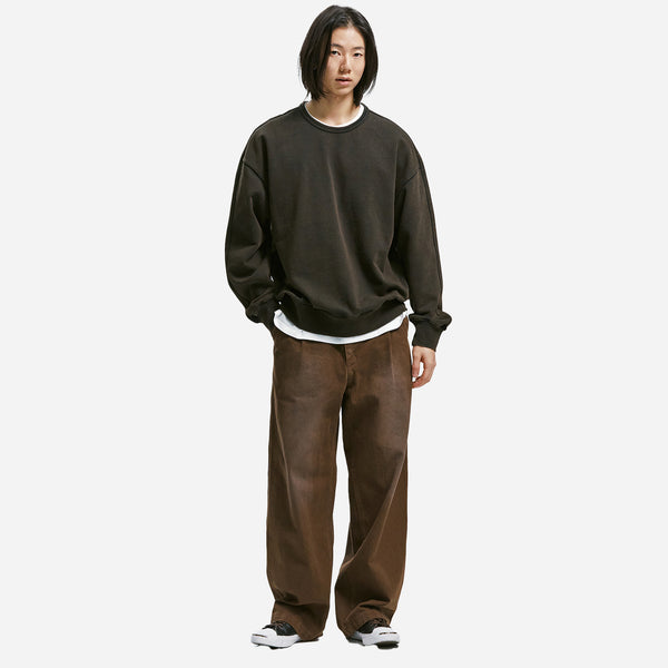 WASHED ONE TUCK CHINO PANTS - BROWN